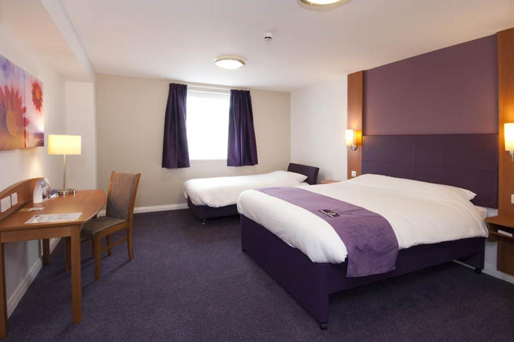 Premier Inn Manchester - Гендфорт Номер фото